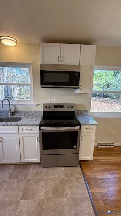 Tiny photo for 501 Faye Street, Richmond, VA 23225 (MLS # 2528677)