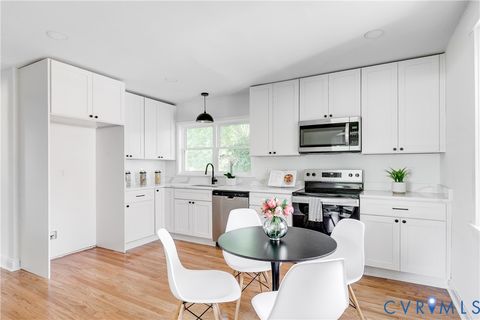 Tiny photo for 704 S Nansemond Street, Richmond, VA 23221 (MLS # 2612679)