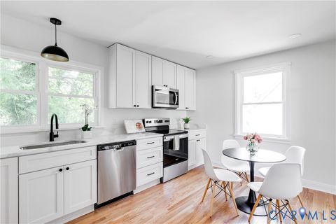 Tiny photo for 704 S Nansemond Street, Richmond, VA 23221 (MLS # 2612679)