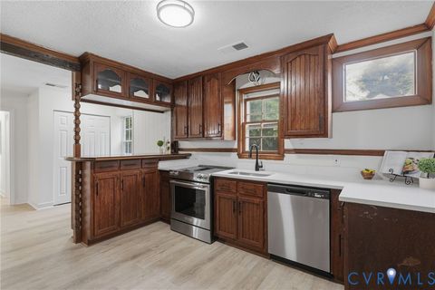 Tiny photo for 5641 N Chesterwood Drive, North Chesterfield, VA 23234 (MLS # 2613695)