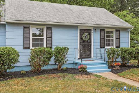 Tiny photo for 5641 N Chesterwood Drive, North Chesterfield, VA 23234 (MLS # 2613695)