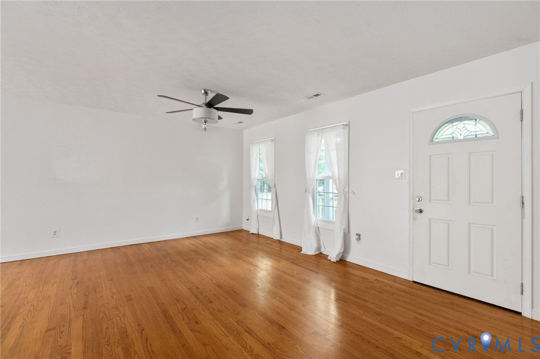 5106 Andradell Lane