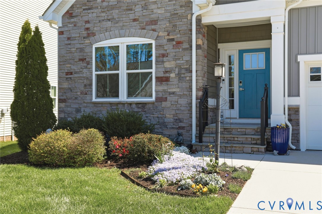 17401 Great Falls Circle