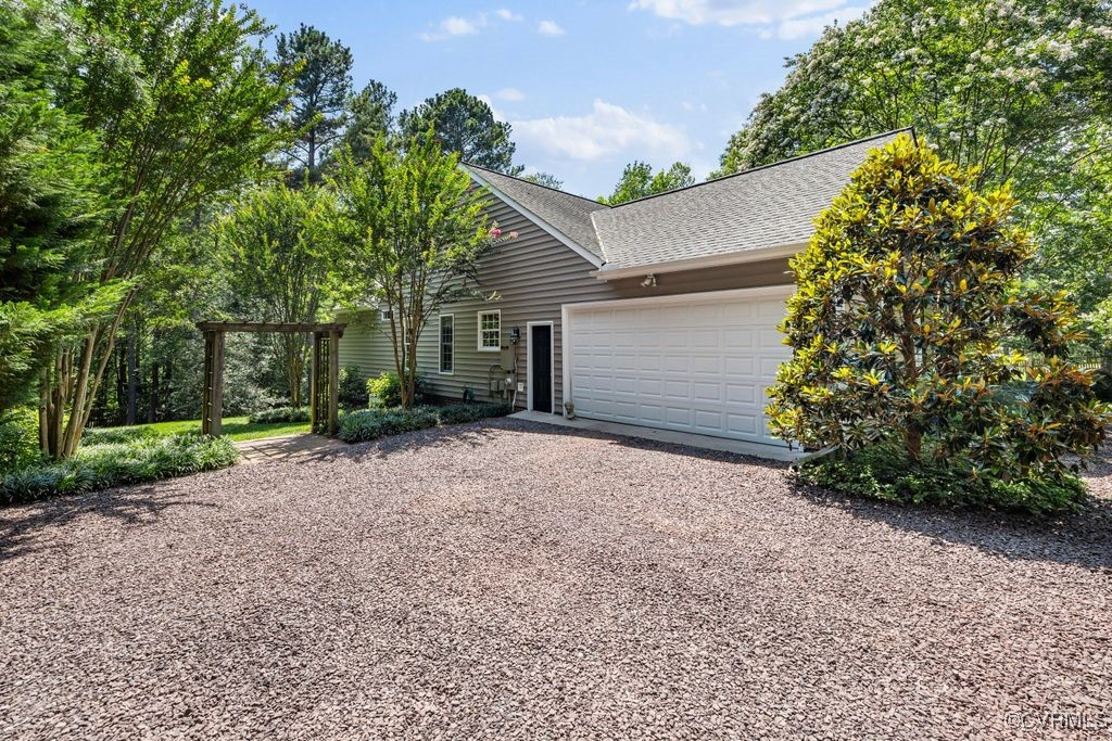 405 Elm Creek Drive