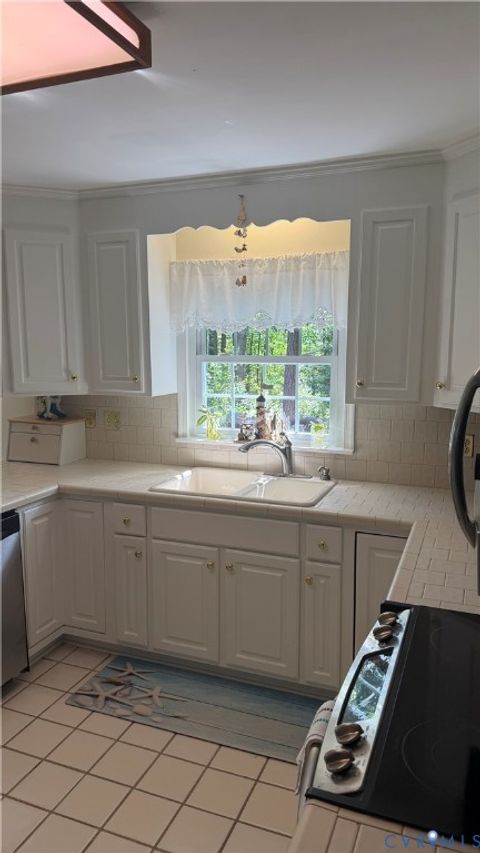 Tiny photo for 5501 Buxton Court, Chester, VA 23831 (MLS # 2612694)