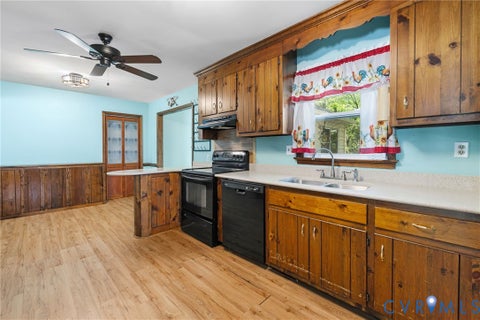Tiny photo for 11833 Clearwood Court, Chesterfield, VA 23832 (MLS # 2625319)