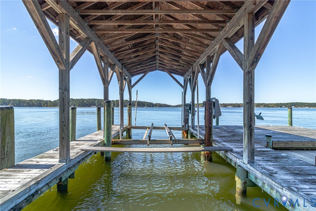 1718 Mariners Woods Drive