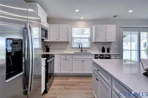 Tiny photo for 202 Franklins Tower Bend, Williamsburg, VA 23185 (MLS # 2618423)