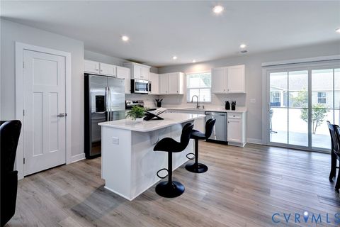 Tiny photo for 202 Franklins Tower Bend, Williamsburg, VA 23185 (MLS # 2618423)