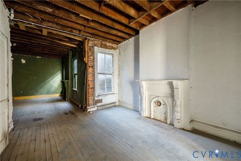 Tiny photo for 4 W Clay Street, Richmond, VA 23220 (MLS # 2532383)