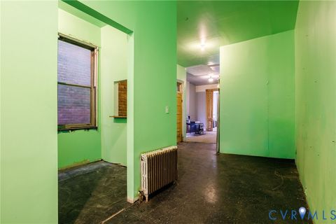 Tiny photo for 4 W Clay Street, Richmond, VA 23220 (MLS # 2532383)