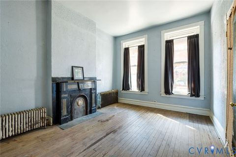 Tiny photo for 4 W Clay Street, Richmond, VA 23220 (MLS # 2532383)