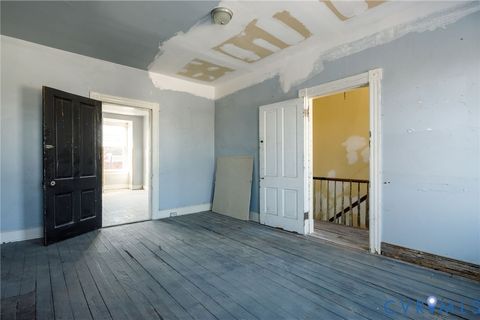 Tiny photo for 4 W Clay Street, Richmond, VA 23220 (MLS # 2532383)