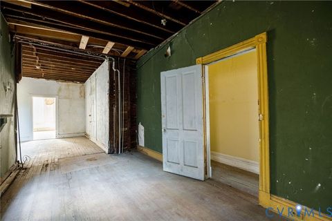 Tiny photo for 4 W Clay Street, Richmond, VA 23220 (MLS # 2532383)