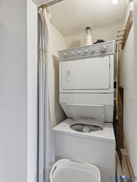 Tiny photo for 100 S Shields Avenue, Richmond, VA 23220 (MLS # 2604707)