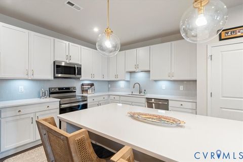 Tiny photo for 1900 Roseneath Road #5A, Richmond, VA 23230 (MLS # 2608179)