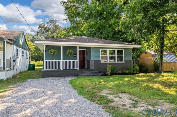 125 CENTER ST, PETERSBURG, VA 23803 - Image b940c7386c759eec0ccda83bb09ab305/298943553