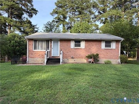 Photo of 1513 West Lane, Petersburg, VA 23803 (MLS # 2629116)