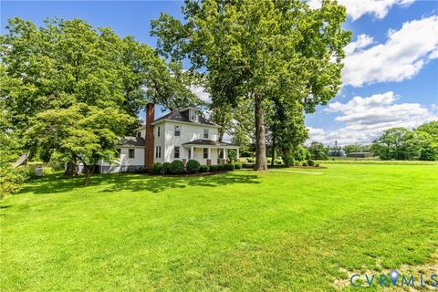 Photo of 41 Seays Drive, Dillwyn, VA 23936 (MLS # 2611555)