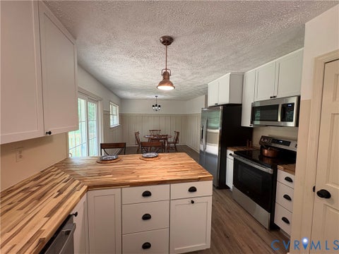 Tiny photo for 3011 Quaker Road, Quinton, VA 23141 (MLS # 2612404)