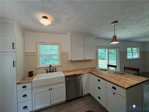 Tiny photo for 3011 Quaker Road, Quinton, VA 23141 (MLS # 2612404)