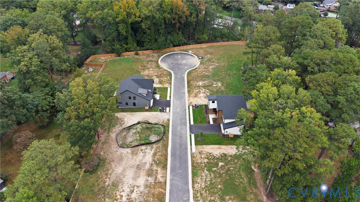 2708 Willoughton Lane
