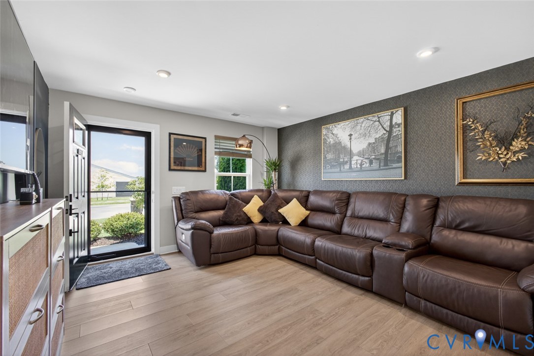 7853 Sir Wyatt Drive