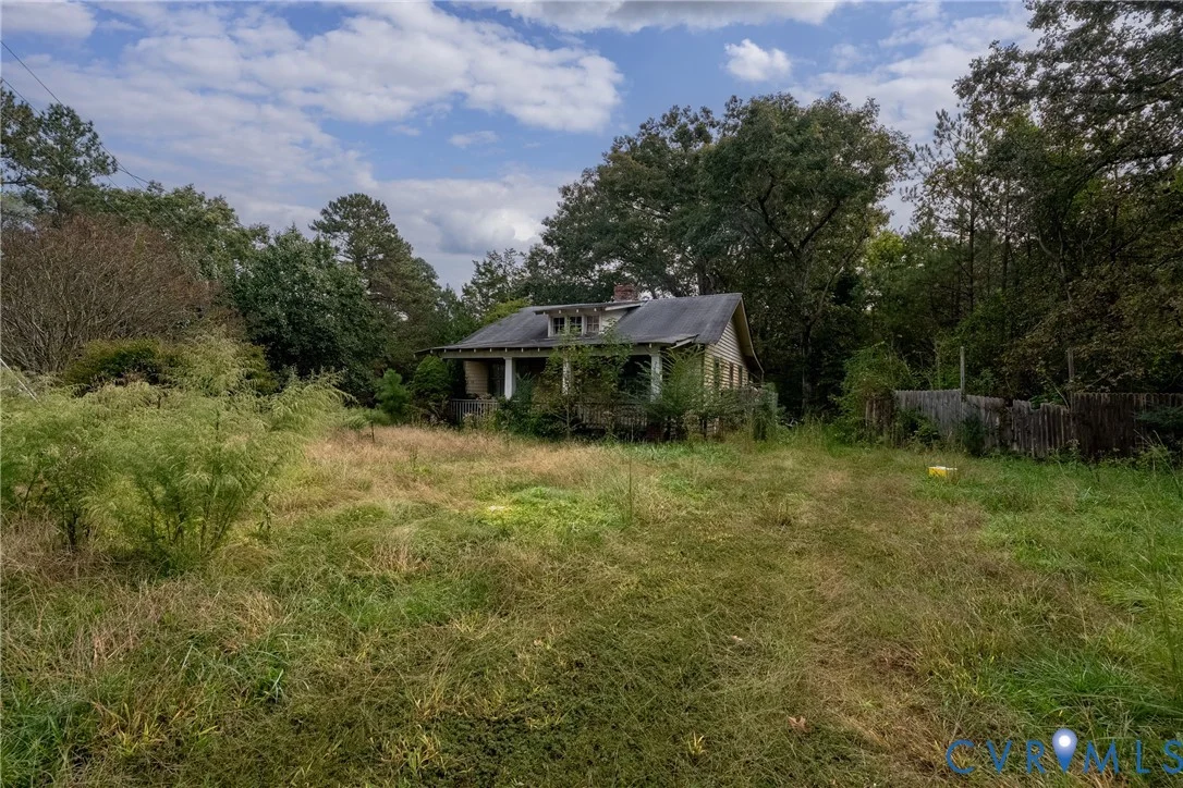 2241 Meadow Road
