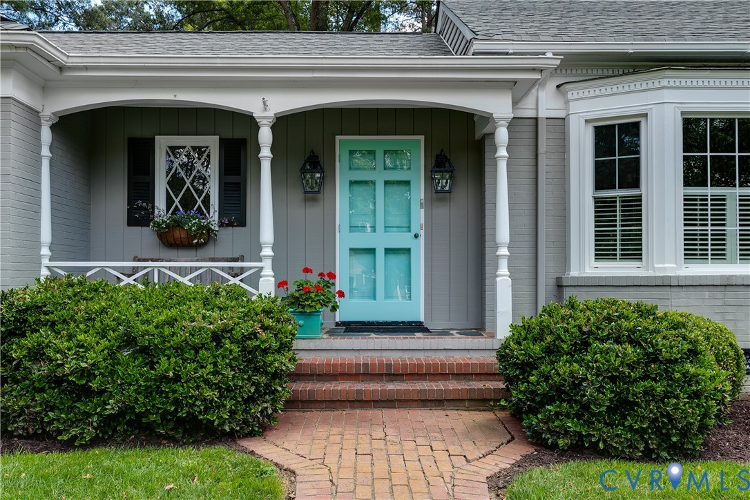 207 El Dorado Drive