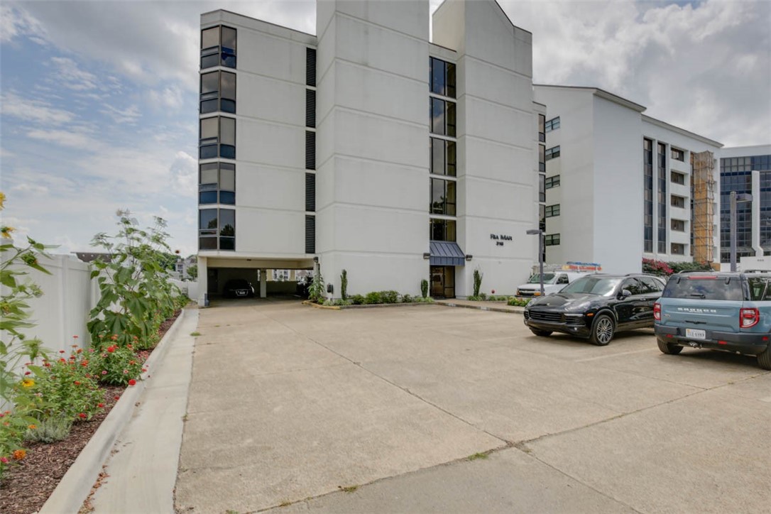 316 Winston Salem Avenue 301
