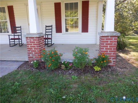 Tiny photo for 6507 Old Columbia Road, Columbia, VA 23038 (MLS # 2625844)