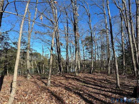 Tiny photo for 349 Taylors Beach Rd Rd, Fairfield, VA 22539 (MLS # 2602367)