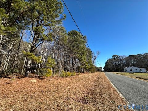 Tiny photo for 349 Taylors Beach Rd Rd, Fairfield, VA 22539 (MLS # 2602367)