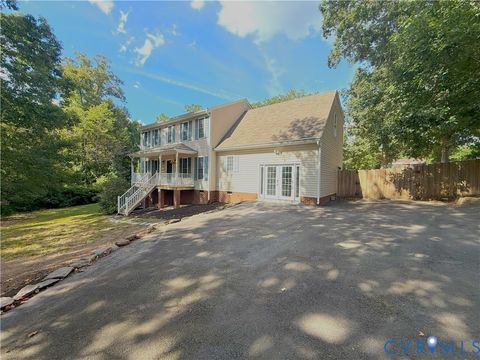 Photo of 11312 Corte Castle Road, Chesterfield, VA 23838 (MLS # 2524692)