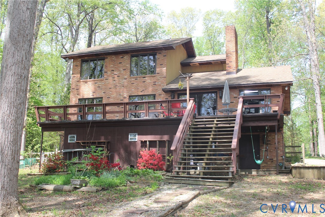 678 Lake Caroline Drive