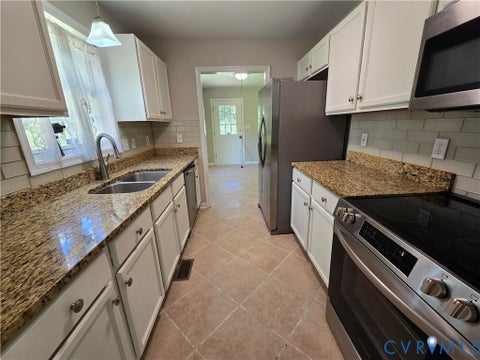 Tiny photo for 1019 Arizona Drive, Richmond, VA 23224 (MLS # 2622467)