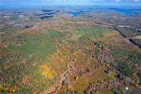 Tiny photo for 3202 Fredericks Hall Road, Mineral, VA 23117 (MLS # 2529399)