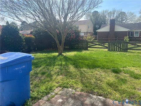 Tiny photo for 2112 Paramont Avenue, Chesapeake, VA 23320 (MLS # 2616657)