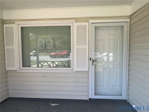 Tiny photo for 2112 Paramont Avenue, Chesapeake, VA 23320 (MLS # 2616657)
