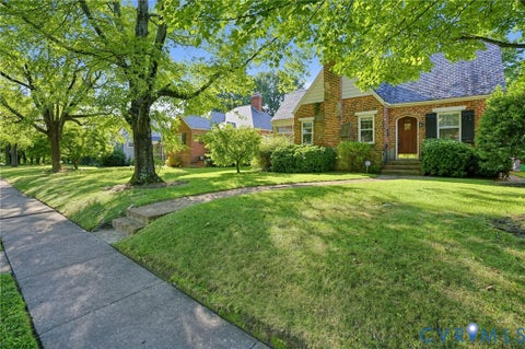 Photo of 1713 Wilmington Avenue, Richmond, VA 23227 (MLS # 2625253)