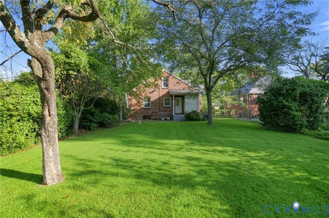 Tiny photo for 1713 Wilmington Avenue, Richmond, VA 23227 (MLS # 2625253)