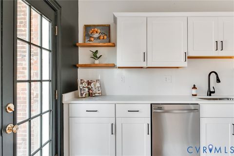 Tiny photo for 222 N 32nd Street, Richmond, VA 23223 (MLS # 2529344)