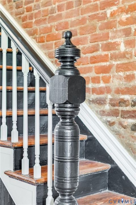 Tiny photo for 222 N 32nd Street, Richmond, VA 23223 (MLS # 2529344)