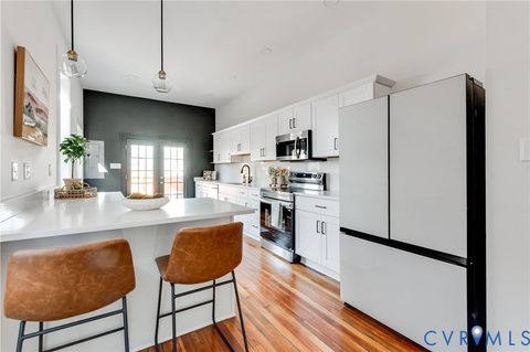 Tiny photo for 222 N 32nd Street, Richmond, VA 23223 (MLS # 2529344)