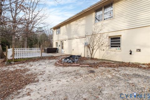 Tiny photo for 4613 Tatum Road, Disputanta, VA 23842 (MLS # 2600621)