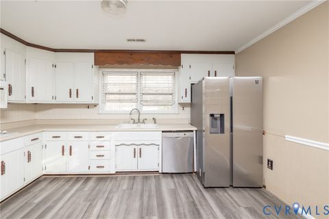 Tiny photo for 4613 Tatum Road, Disputanta, VA 23842 (MLS # 2600621)