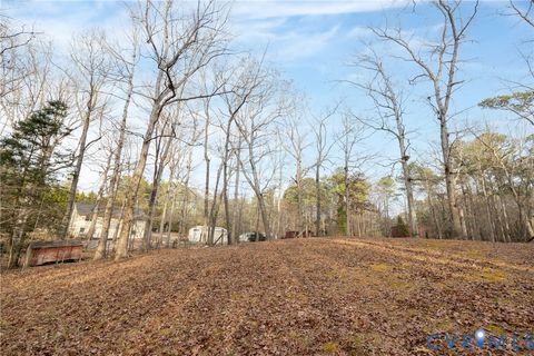 Tiny photo for 4613 Tatum Road, Disputanta, VA 23842 (MLS # 2600621)
