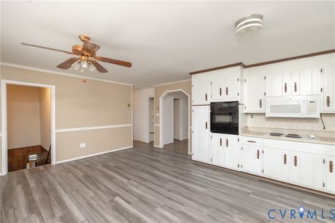 Tiny photo for 4613 Tatum Road, Disputanta, VA 23842 (MLS # 2600621)