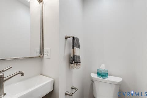 Tiny photo for 5508 Grove Avenue, Richmond, VA 23226 (MLS # 2616583)