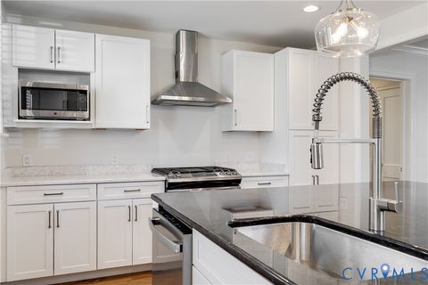 Tiny photo for 5508 Grove Avenue, Richmond, VA 23226 (MLS # 2616583)